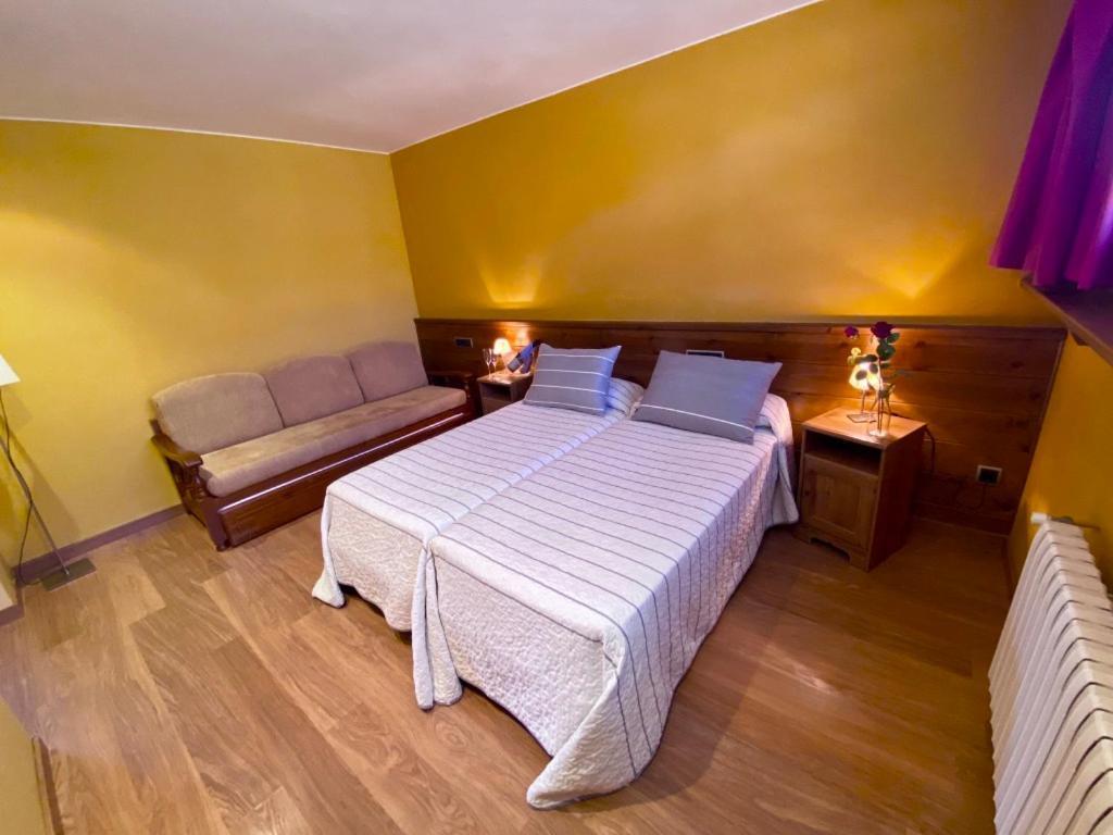 Campalans Hotel Rural Bungalows Mobilhomes Borredá Eksteriør billede