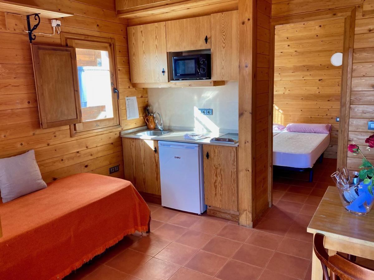 Campalans Hotel Rural Bungalows Mobilhomes Borredá Eksteriør billede