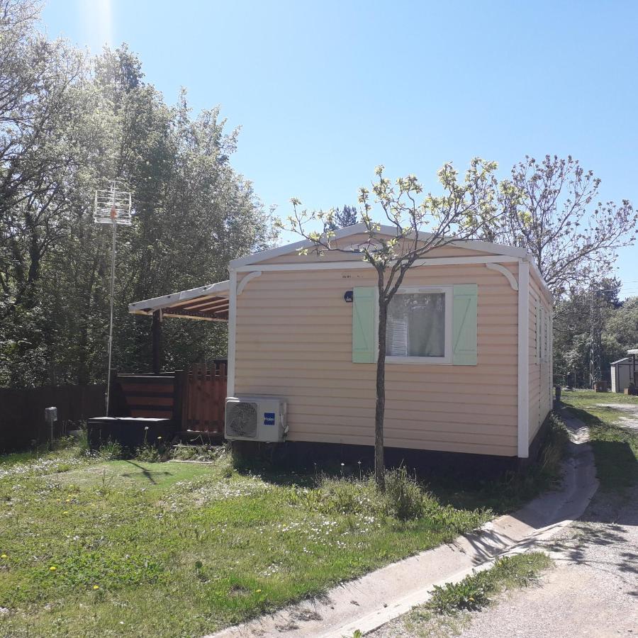 Campalans Hotel Rural Bungalows Mobilhomes Borredá Eksteriør billede